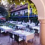 Schloss Leonstain Hotel 4*