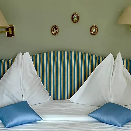 Hotel Schloss Leonstain