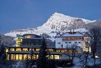 Ξενοδοχείο Schloss Leonstain 4*