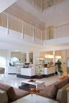 Hotel Schloss Leonstain Portschach am Woerthersee