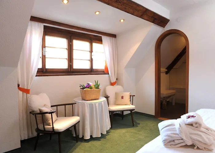 Schloss Leonstain Portschach am Woerthersee