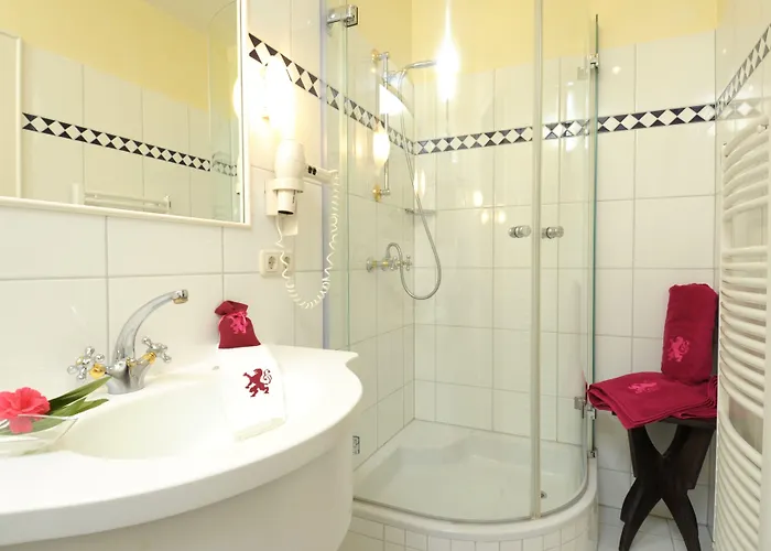 Schloss Leonstain Portschach am Woerthersee