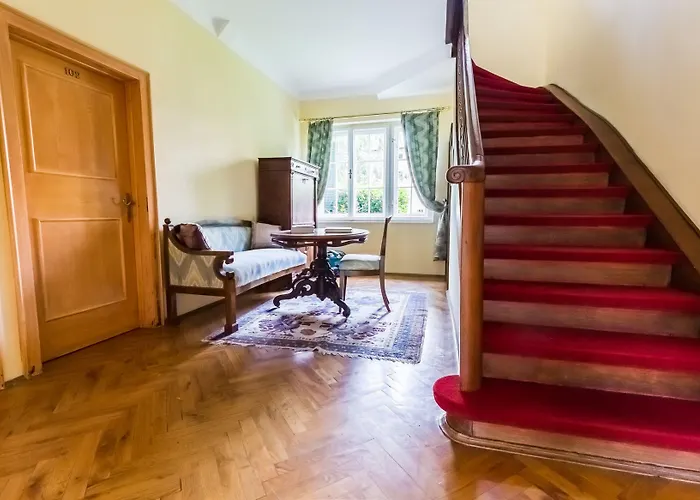 Schloss Leonstain Hotel