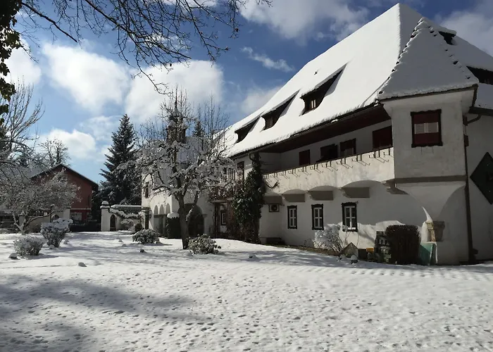 Schloss Leonstain Hotel