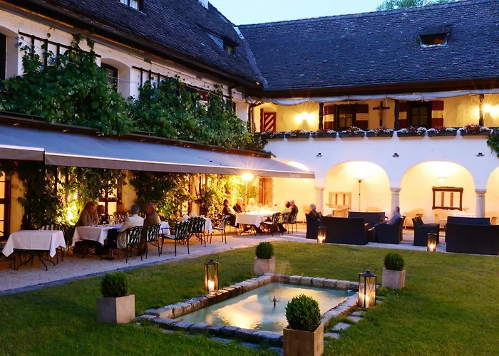 Schloss Leonstain Hotel 4*