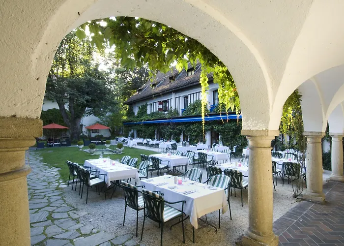 Schloss Leonstain Hotel Portschach am Woerthersee